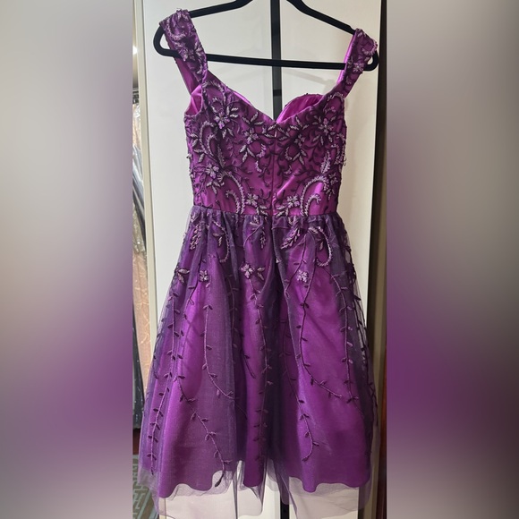NWT-Purple Off-Shoulder cocktail Dress - Picture 4 of 7